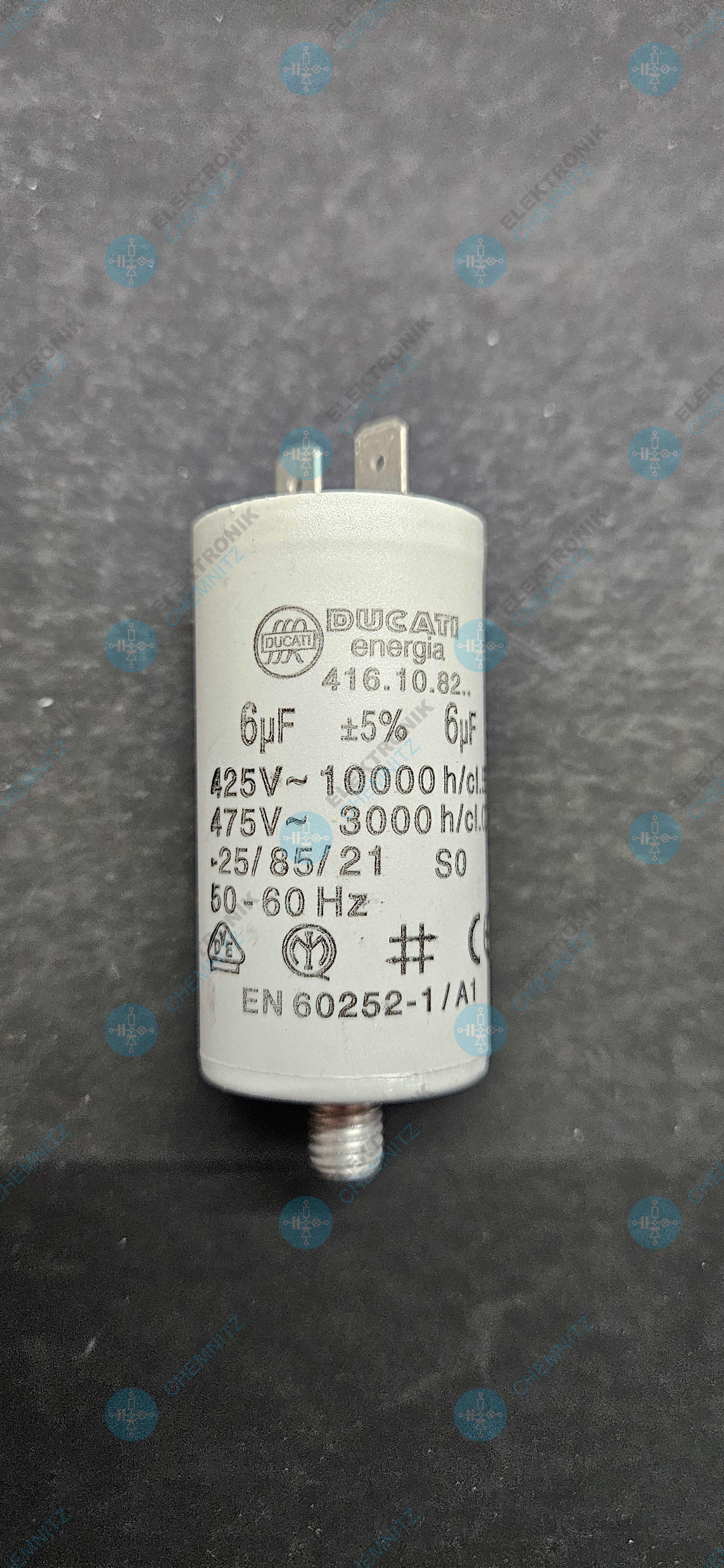 DUCATI 416.10.82. Betriebskondensator 6 µF +-5 % mit 2 x Flachstecker 6,3 mm