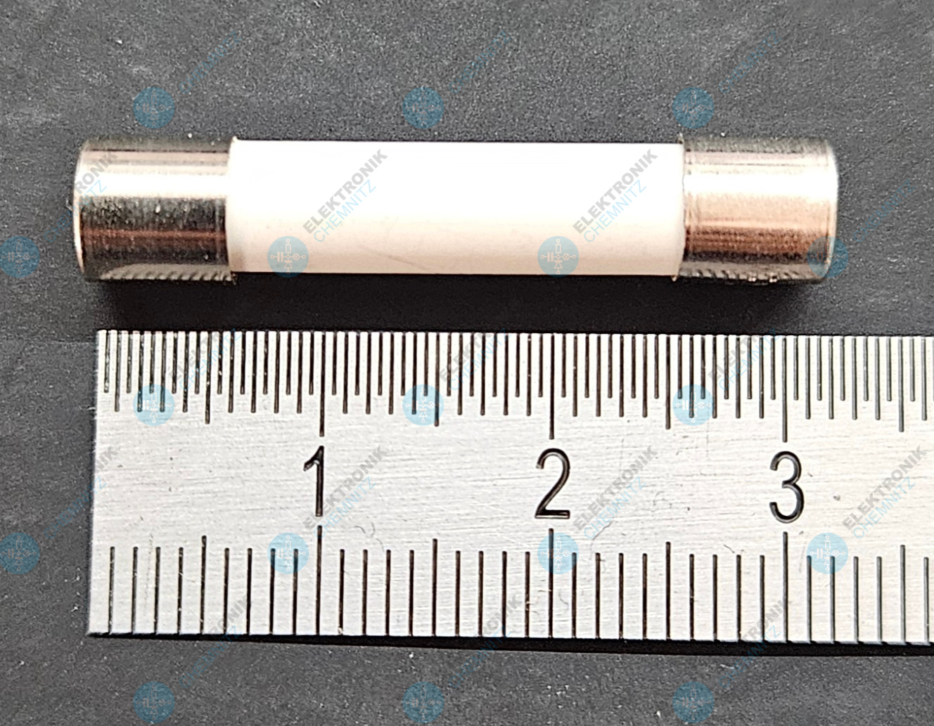 ESKA 632.524 Feinsicherung 6,3x32 mm – 5,0 A, flink, Keramik