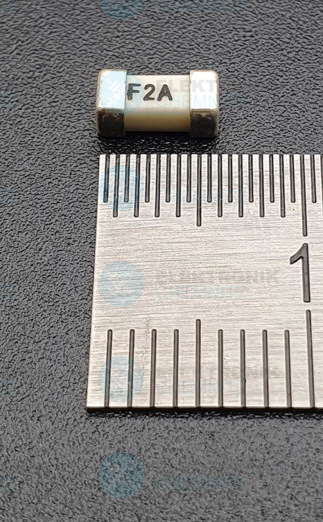 SMD-Sicherung SIBA 125 V flink 2,6 x 6,1 mm