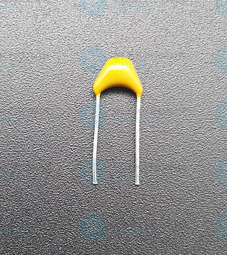 Keramikkondensator 10pF - 100nF 50V 5%