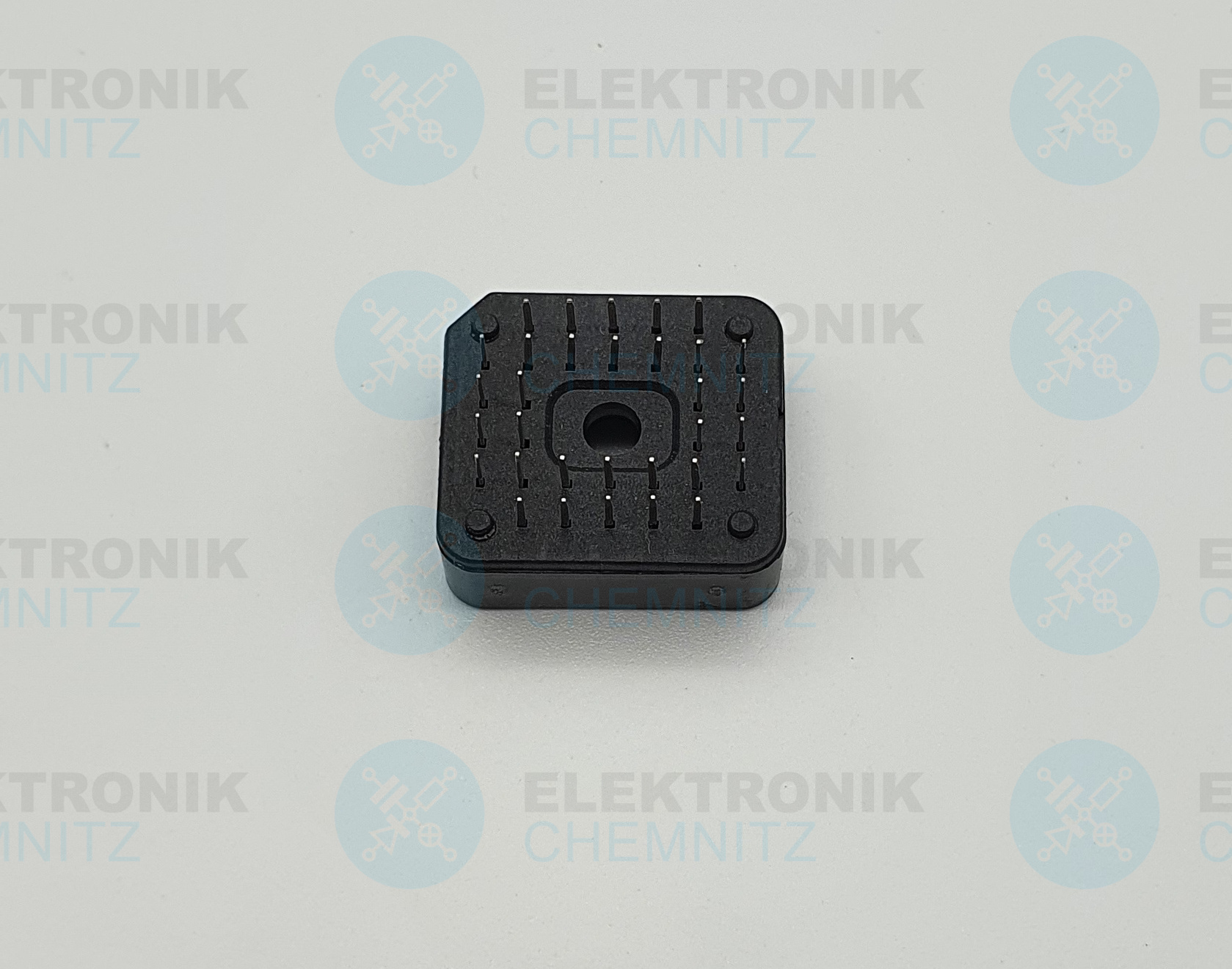 PLCC - IC Fassung/ Sockel 32pin TH