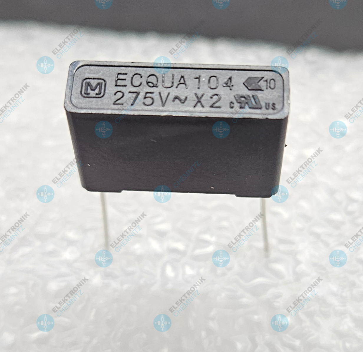 Panasonic ECQUA104 – Funkentstörkondensator X2, 100 nF, 275 V AC, RM 15 mm, 110 °C