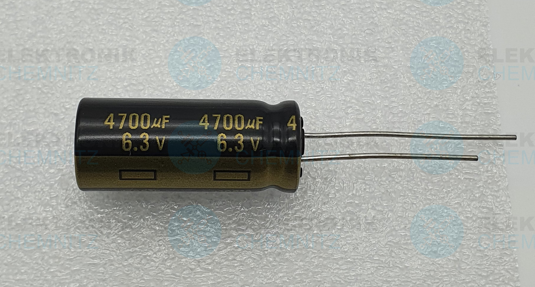 Elektrolytkondensator radial 4700µF 6,3V 105°C RM 5,0mm