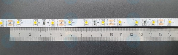 LED Streifen 3528-60 2700K DC12V 4,8W/m IP20 PCB: weiß 8mm