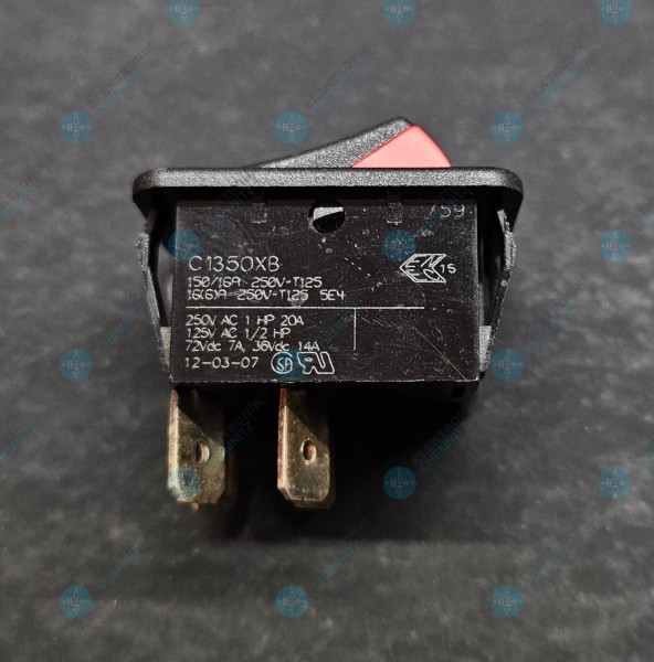 Bulgin C 1350 XB Wippschalter 250 VAC 16 A 2 x Aus/Ein rastend rot/schwarze Wippe